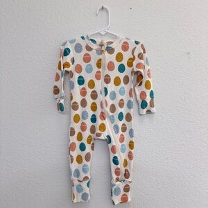 NWT Siix Collection Easter Footies